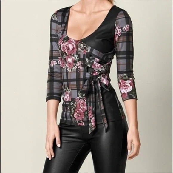 🌟PRICE REDUCED🌟FLORAL 💐PLAID Pink Black Faux Leather 3/4 Sleeve Top SIDE TIE - Picture 5 of 12